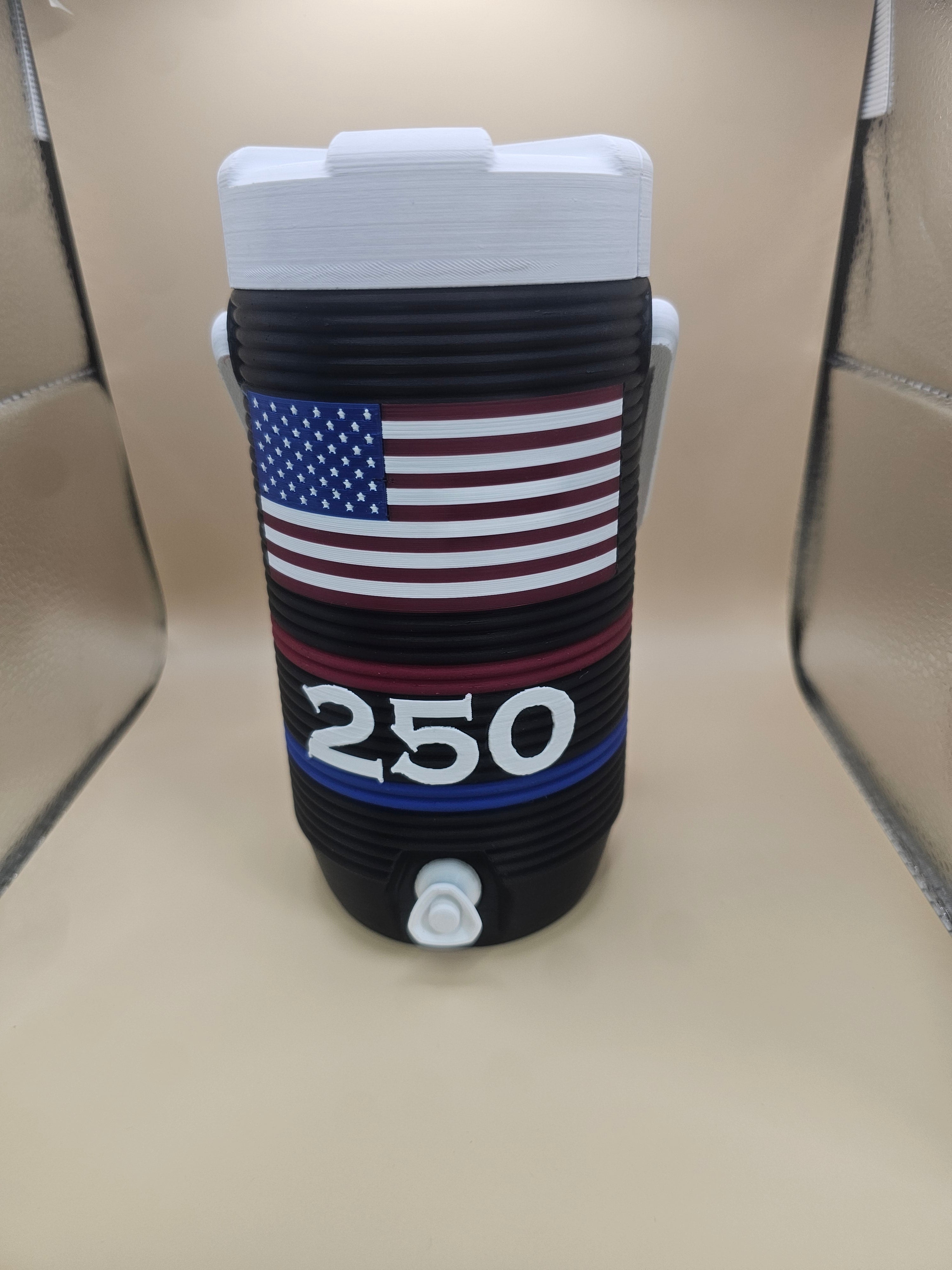 16 oz Can Cooler with an insert for 12oz cans