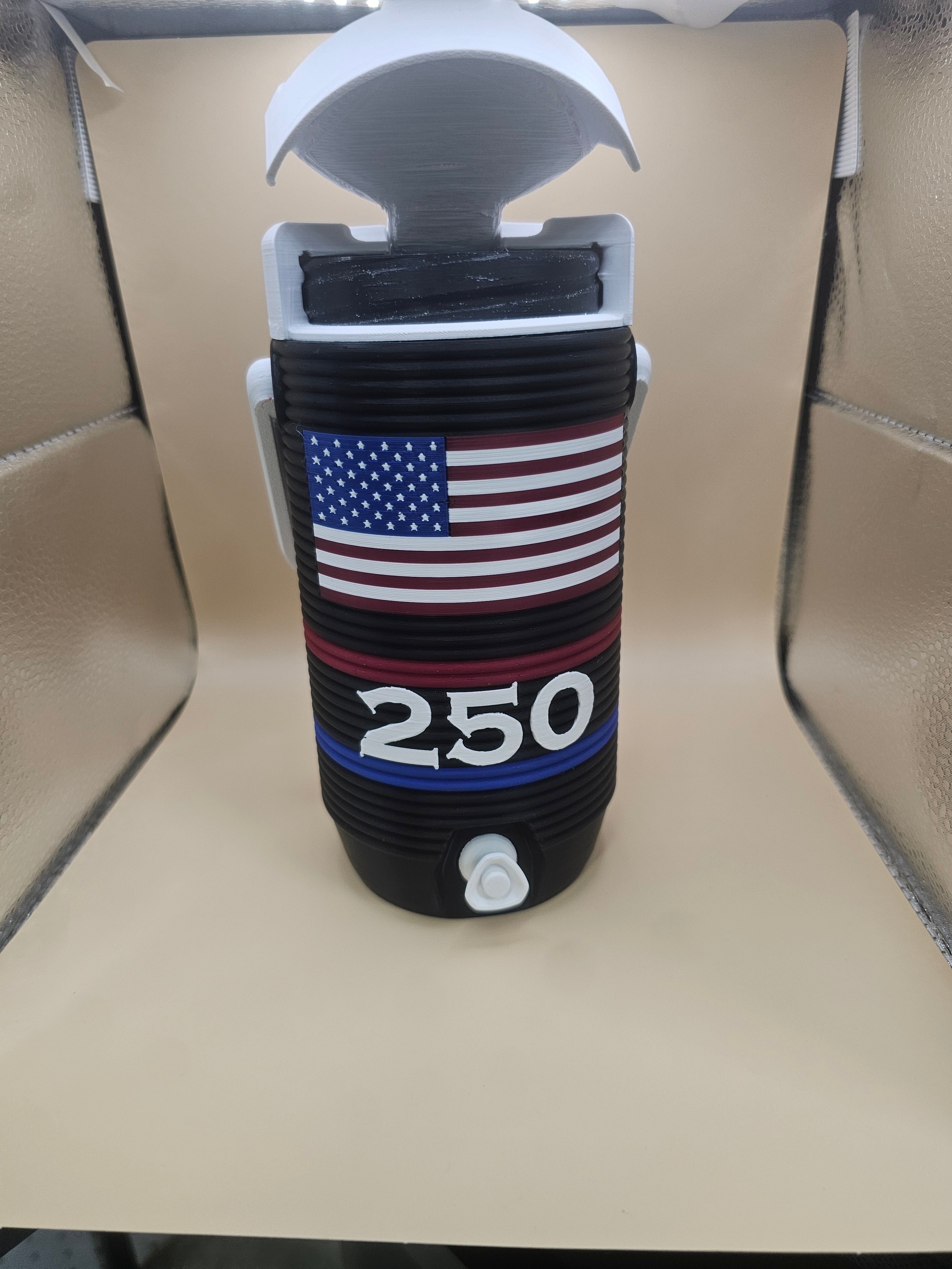 16 oz Can Cooler with an insert for 12oz cans